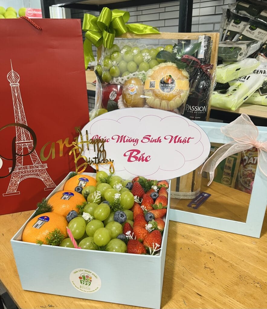 giỏ quà trái cây với việt quất tại 199